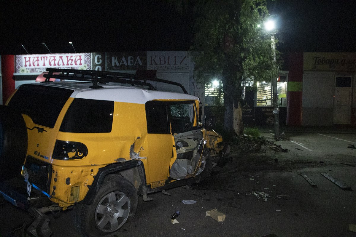 В салоне находилась женщина-водитель 