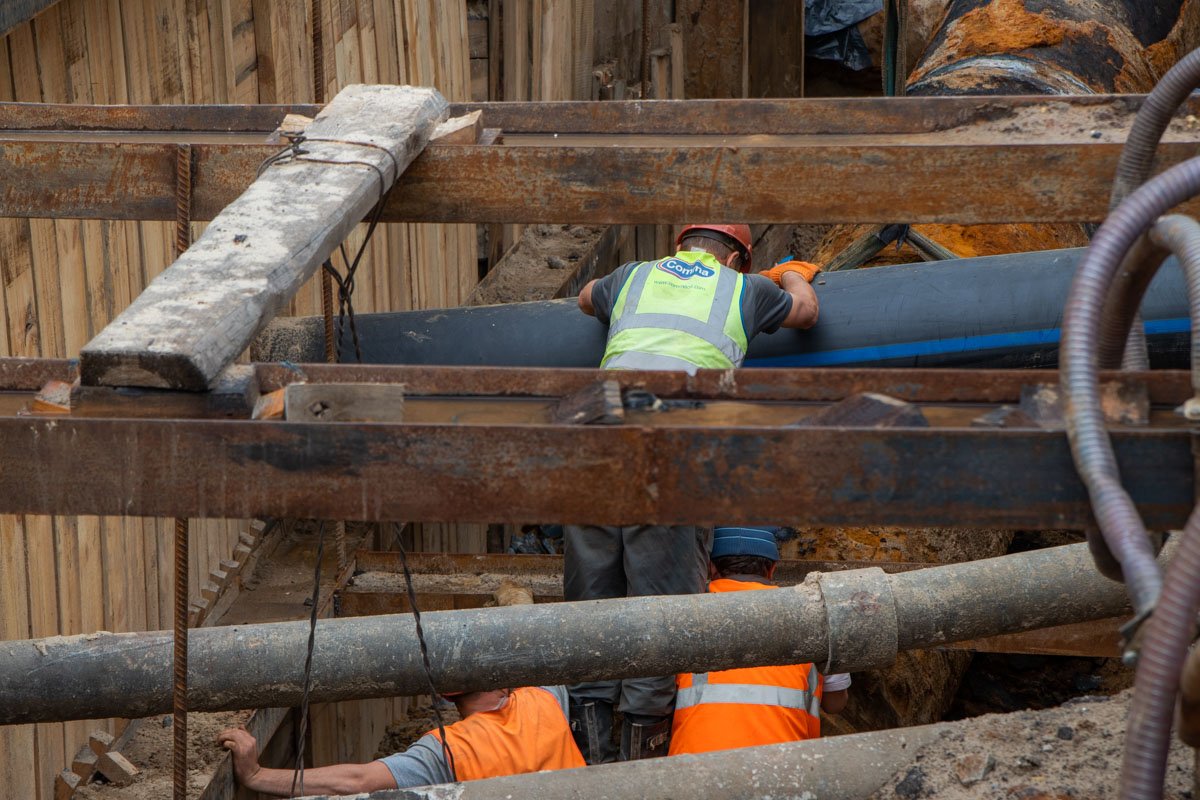 Работа кипит и под землей 