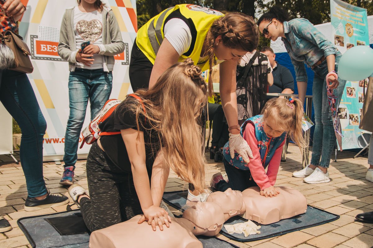 Маленький будущий врач