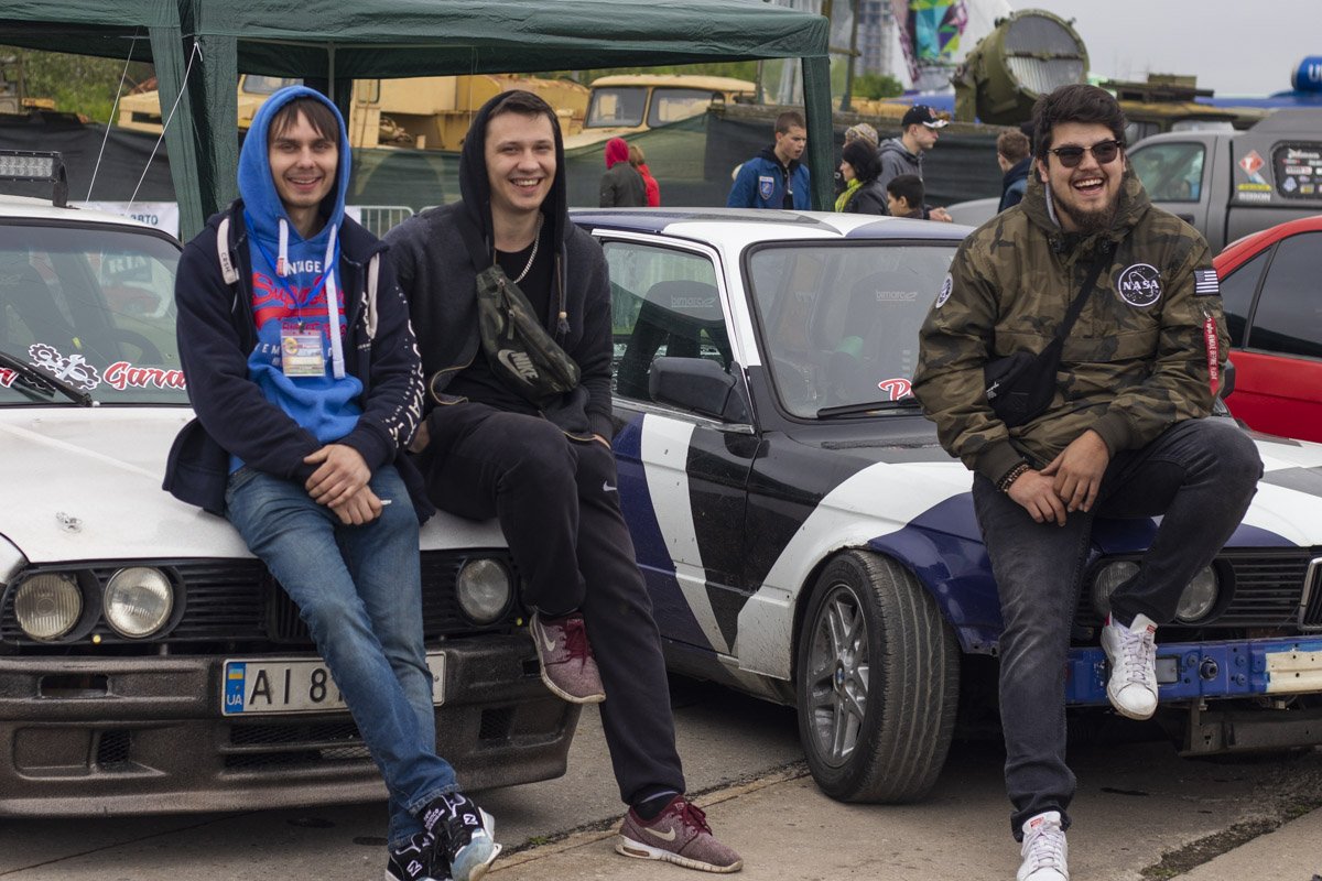 С 9 по 12 мая в Национальном музее авиации проходил 10-й юбилейный фестиваль ретро техники Old Car Land С 9 по 12 мая в Национальном музее авиации проходил 10-й юбилейный фестиваль ретро техники Old Car Land