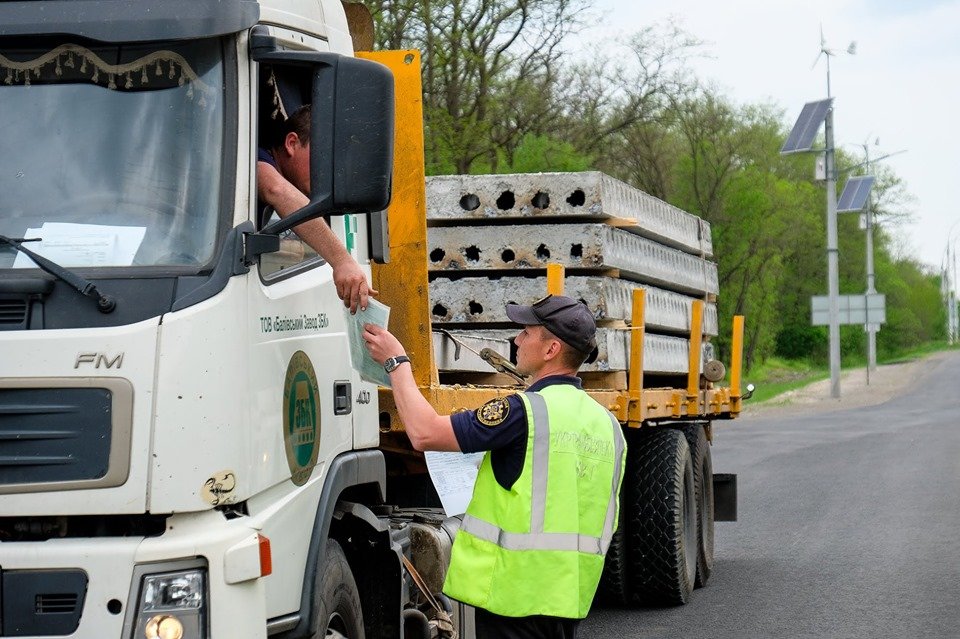 Чтобы быстро и дешево починить дороги, откажитесь от облавтодора 11