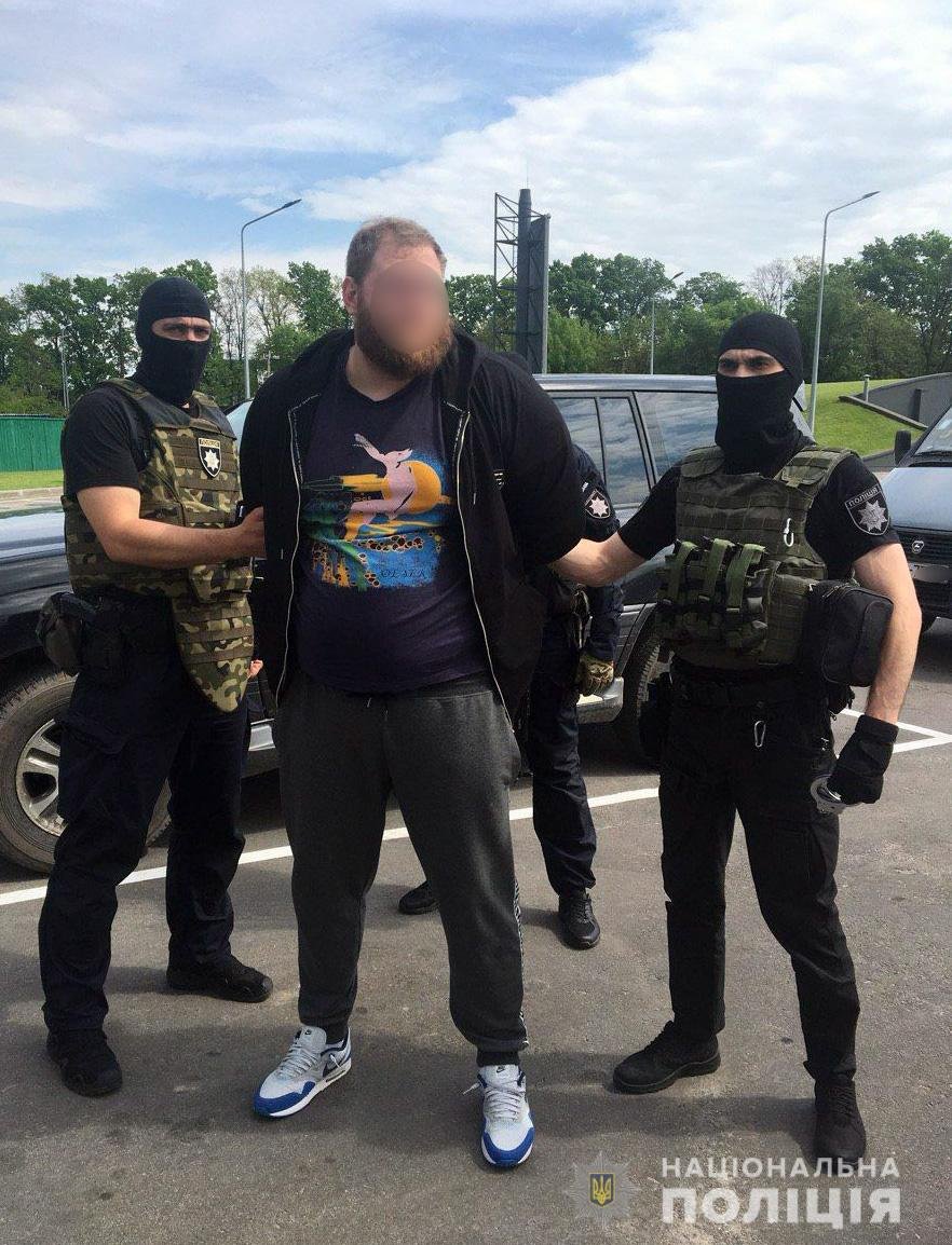 Мужчину, который неоднократно и всячески пытался избежать тюрьмы, наконец задержали