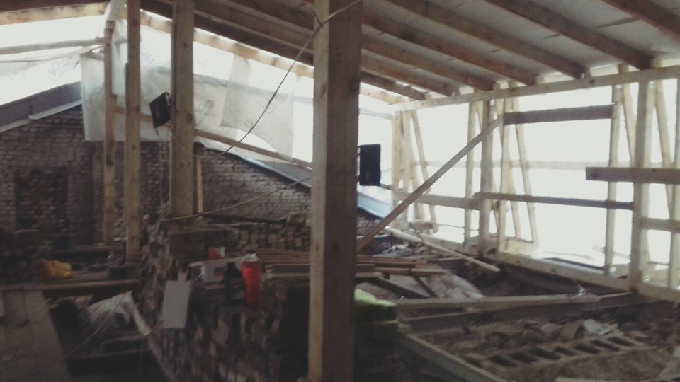 Здесь он планировал построить и продать 8 квартир