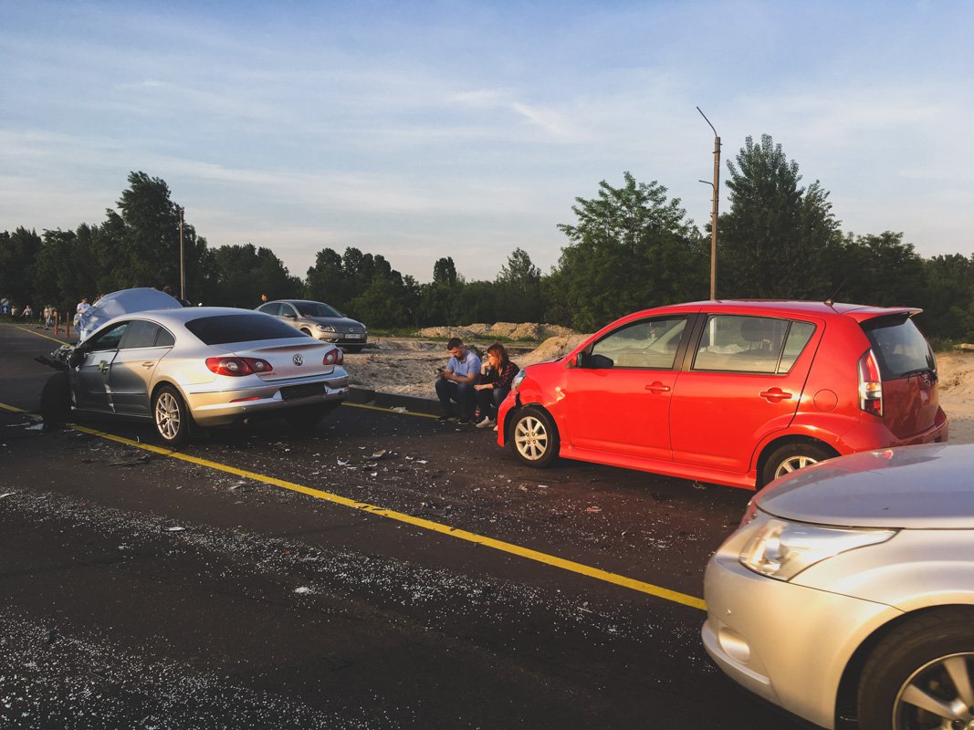 Авария произошла около 18:00