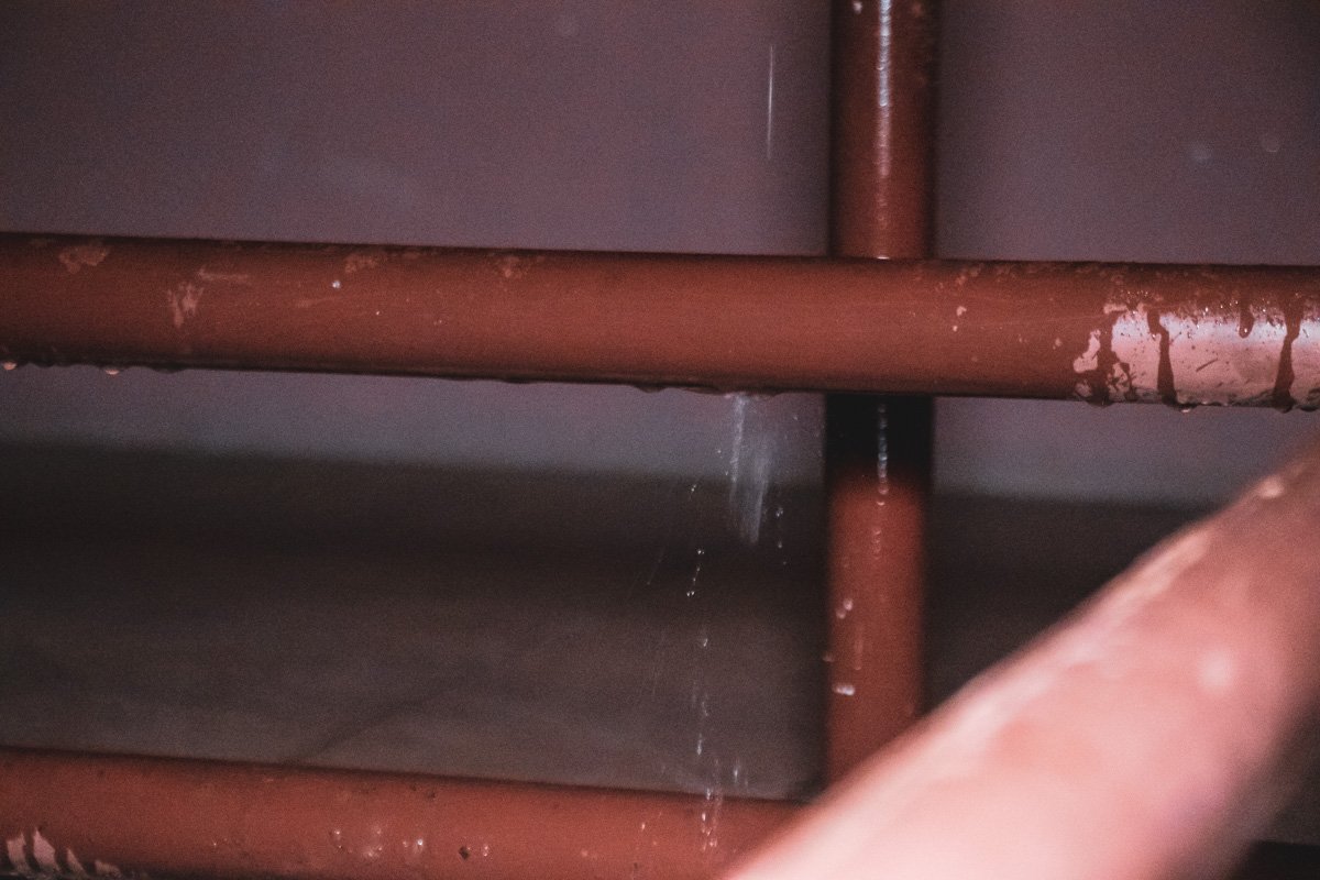 В жилом 20-этажном доме по адресу улица Николая Закревского, 95а произошло возгорание