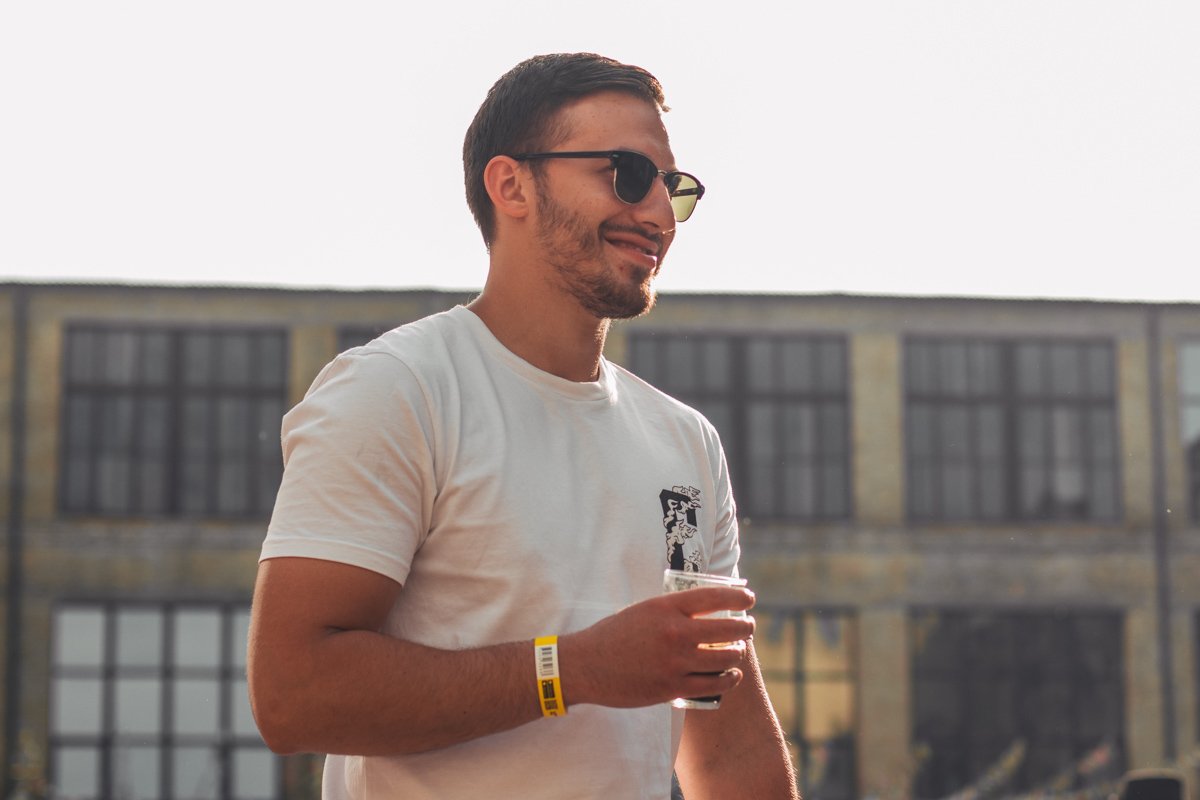 Вы такие красивые все, что даже не хочется ничего придумывать для подписи!