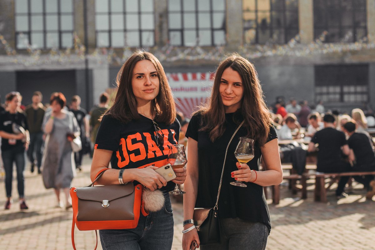 В лучах уходящего солнца 