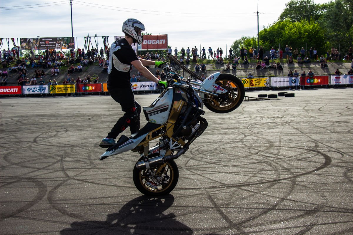 В "Муромце" же гостей и участников ждали разнообразные соревнования, среди которых мотофристайл