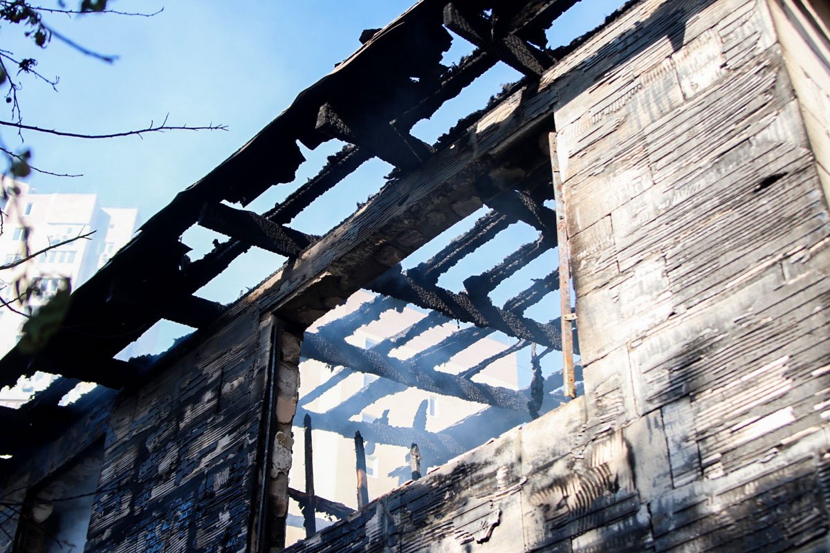 Здания серьезно пострадали