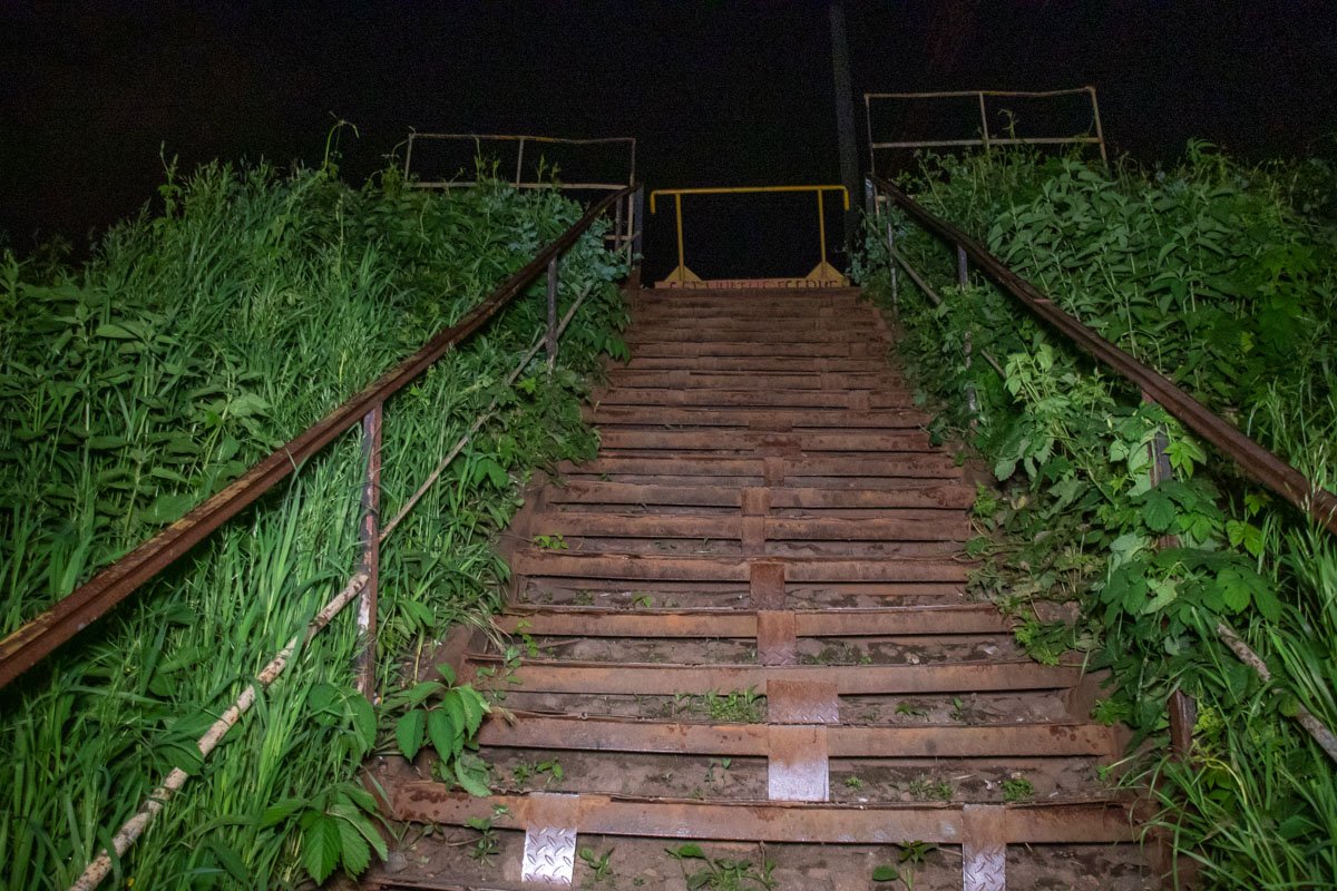 Недалеко от станции скоростного трамвая "Политехническая" произошел несчастный случай