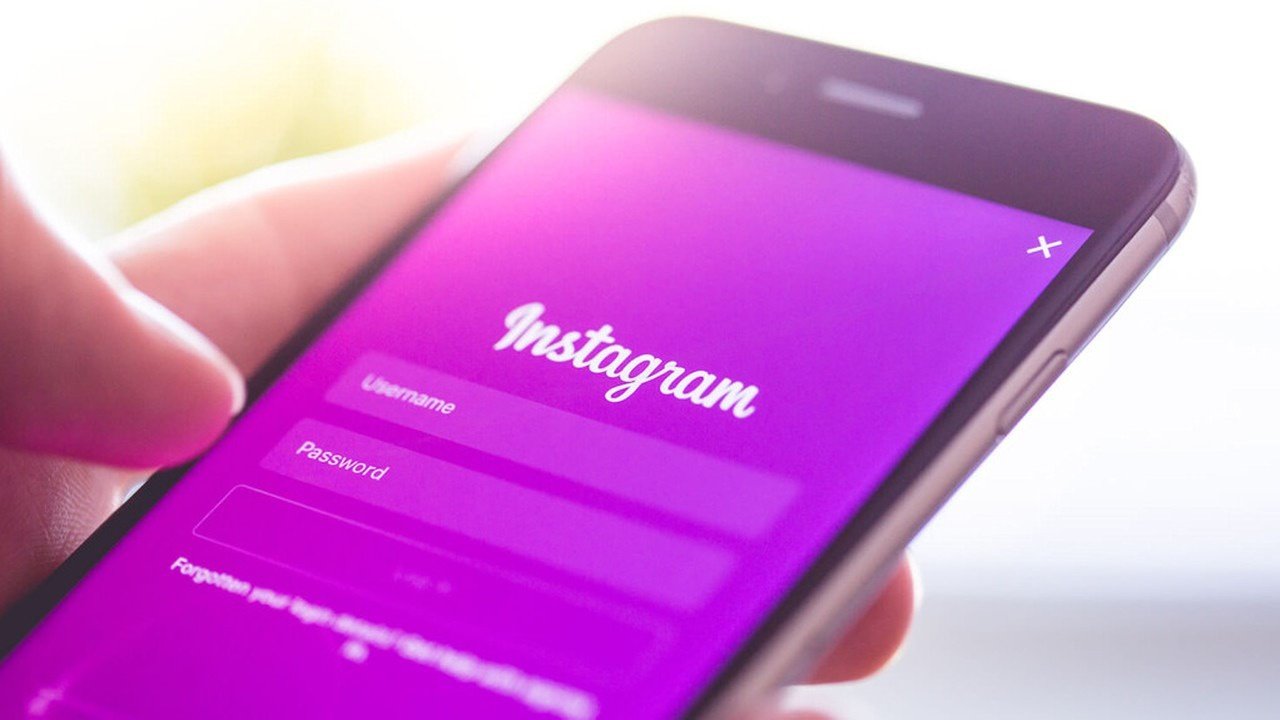 Каждая запись содержала не только общедоступную информацию о профиле в Instagram, но также email и номера телефонов Каждая запись содержала не только общедоступную информацию о профиле в Instagram, но также email и номера телефонов