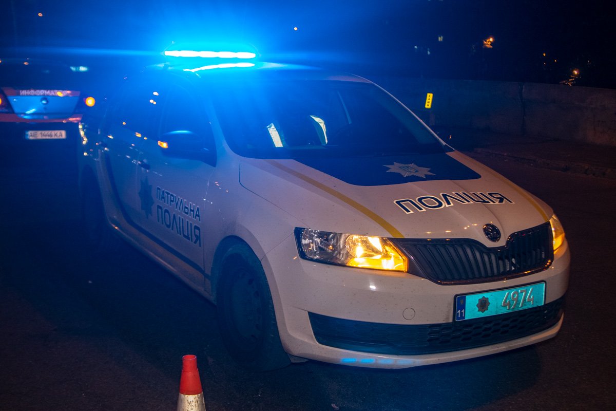 Причины происшествия устанавливают правоохранители 