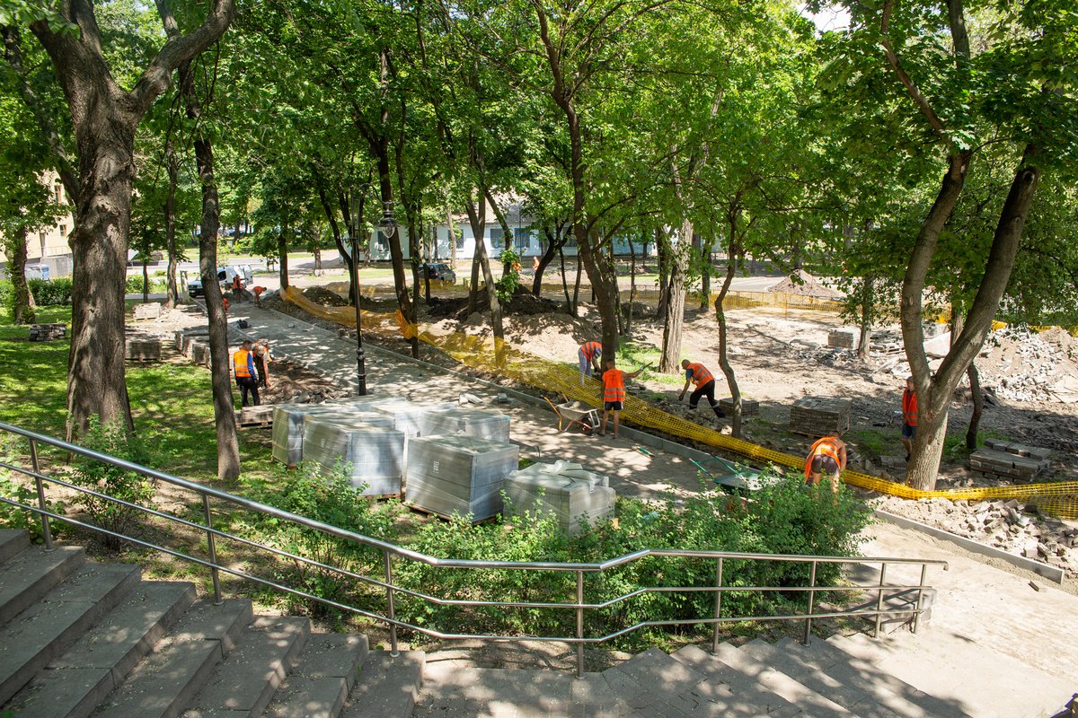 В 2019 году в Киеве продолжается капитальный ремонт в 15 парках и скверах, которые будут отреставрированы по аналогии с парком «Наталка» В 2019 году в Киеве продолжается капитальный ремонт в 15 парках и скверах, которые будут отреставрированы по аналогии с парком «Наталка»