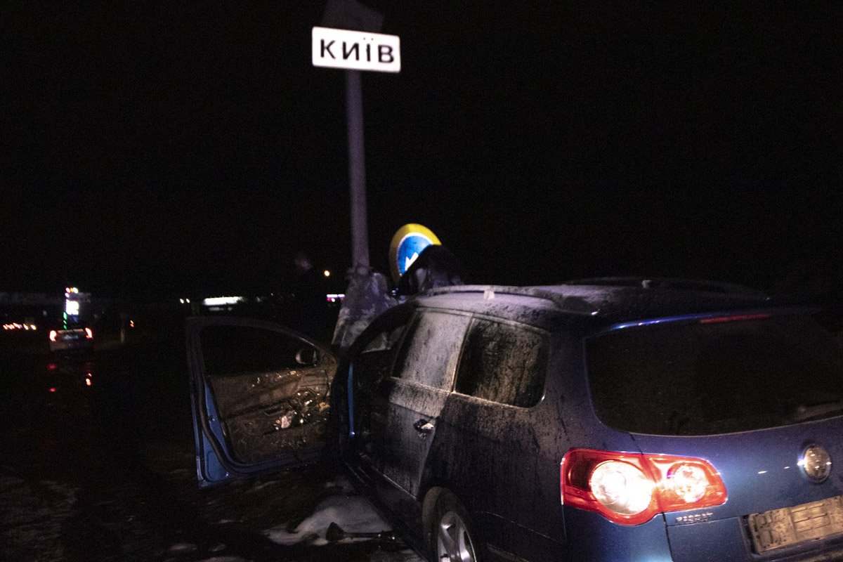 По словам водителя Volkswagen Passat, он с пассажиром двигался по улице Вячеслава Черновола со стороны города Вишневое