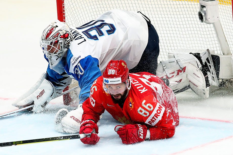 На чемпионате мира по хоккею в Словакии стал известен первый финалист