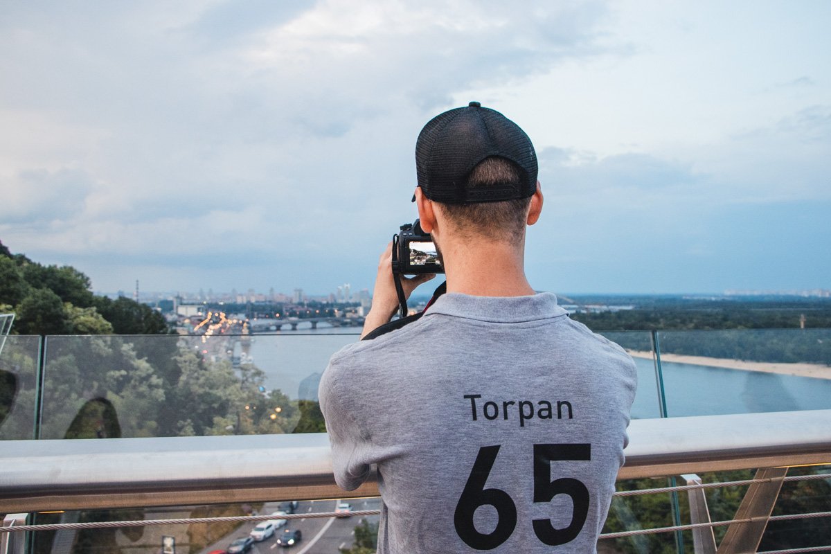 Самый классный оператор Информатора за работой Самый классный оператор Информатора за работой