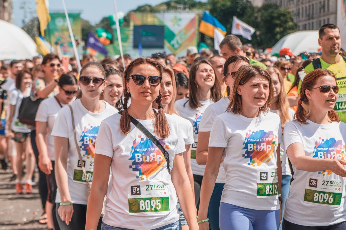 Корпоративных команд было очень много