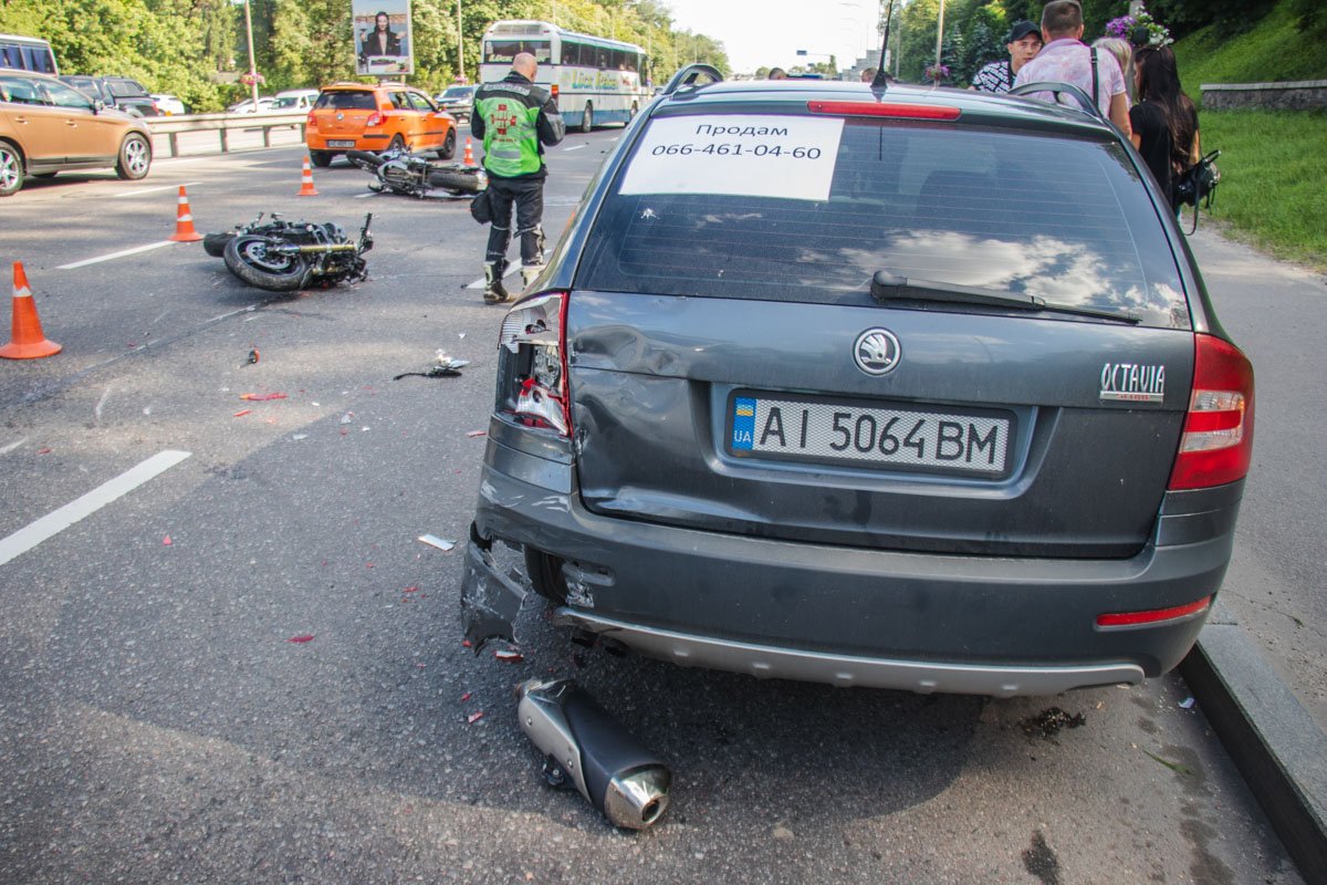 Техника, в свою очередь, отделалась легкими повреждениями