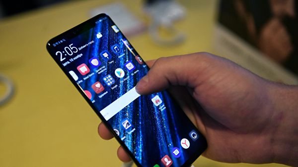 Компании Google и Huawei обрывают все партнерские связи 