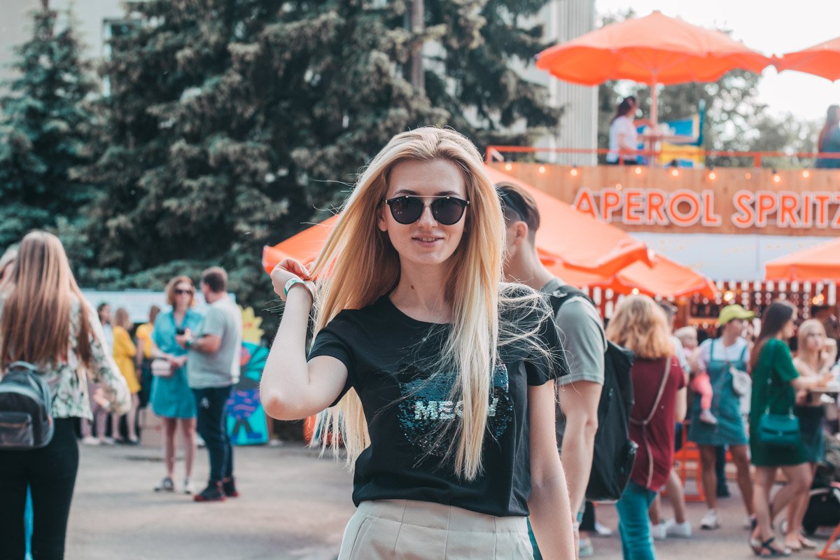 Мы любим вас фотографировать! Позируйте нам чаще Мы любим вас фотографировать! Позируйте нам чаще