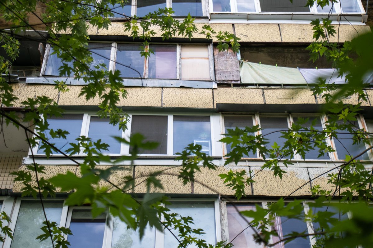 Полицейским предстоит установить причину, по которой женщина выпала Полицейским предстоит установить причину, по которой женщина выпала