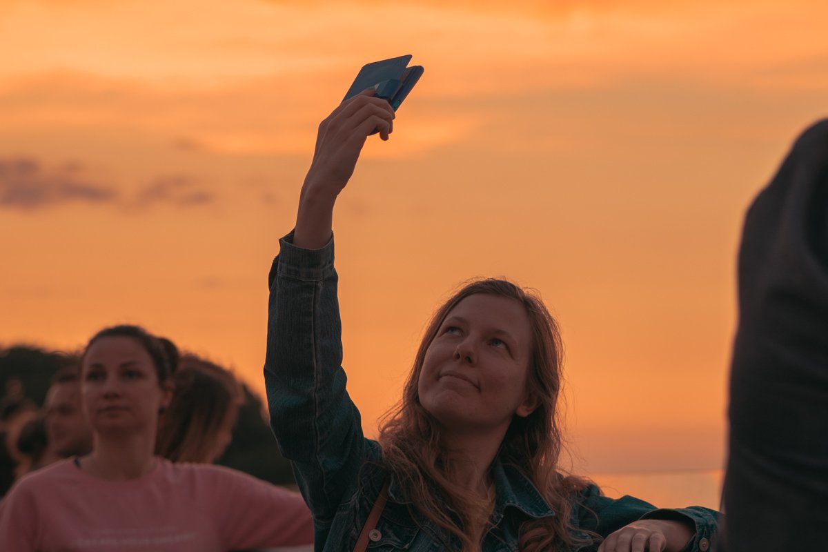 Ну, и конечно, ни дня без селфи