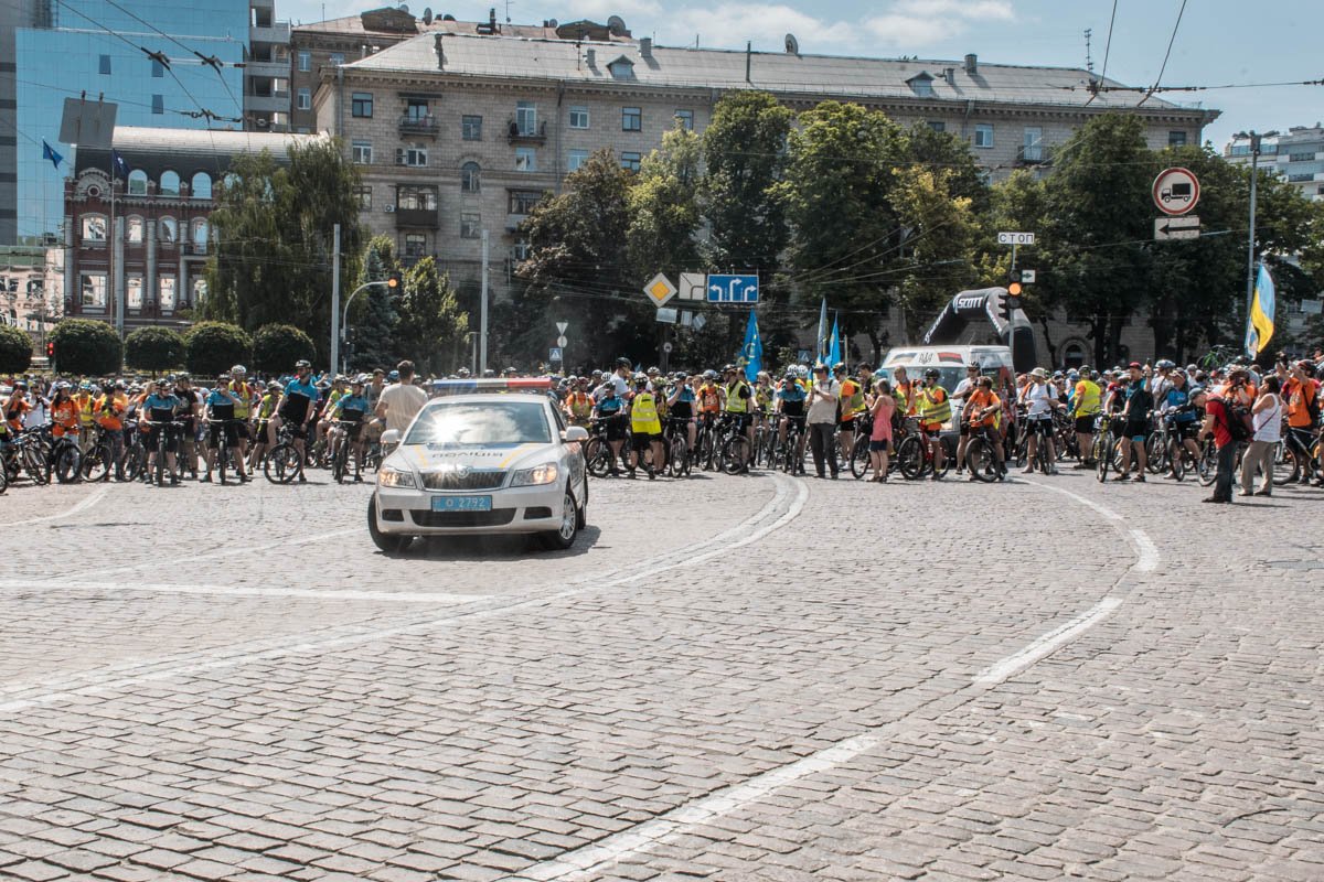 На время проведения велодня центральные улицы столицы перекрыли