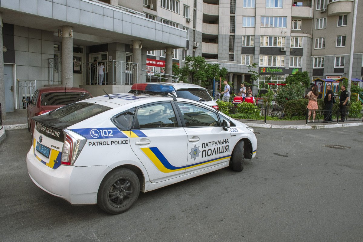 Полиция рассматривает несколько версий, одна из которых - убийство 