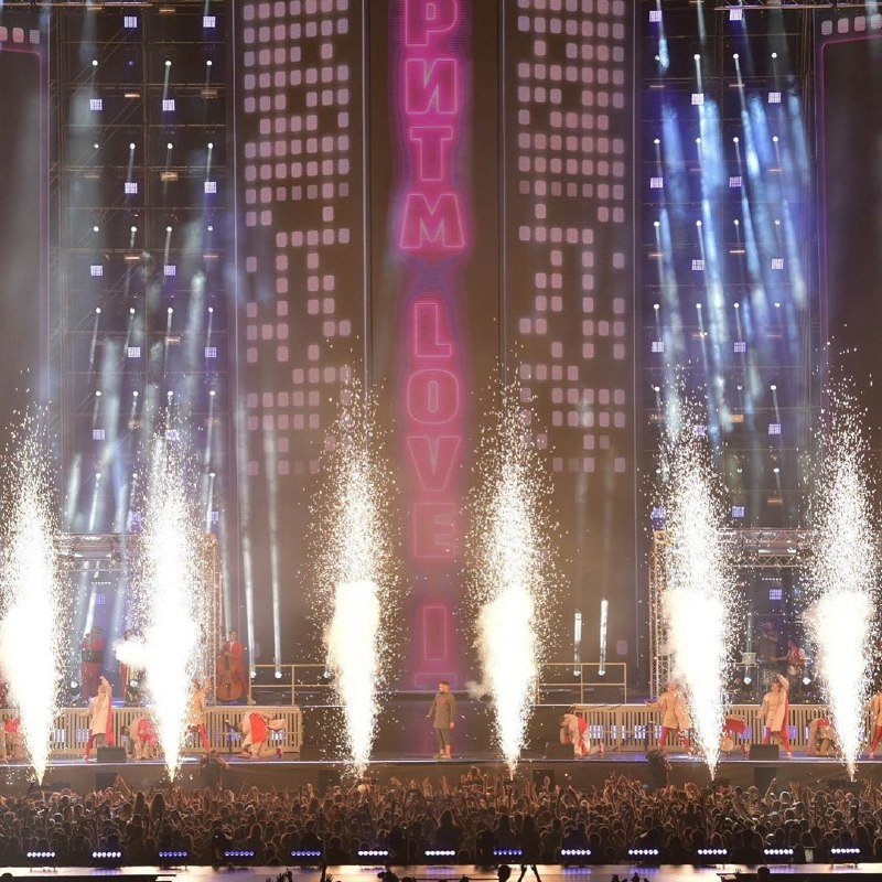 А потом вышел он! @concert_ua А потом вышел он! @concert_ua