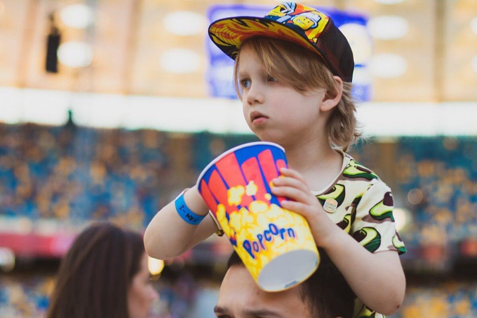 А самые маленькие приходили как в кино на мультик, с попкорном