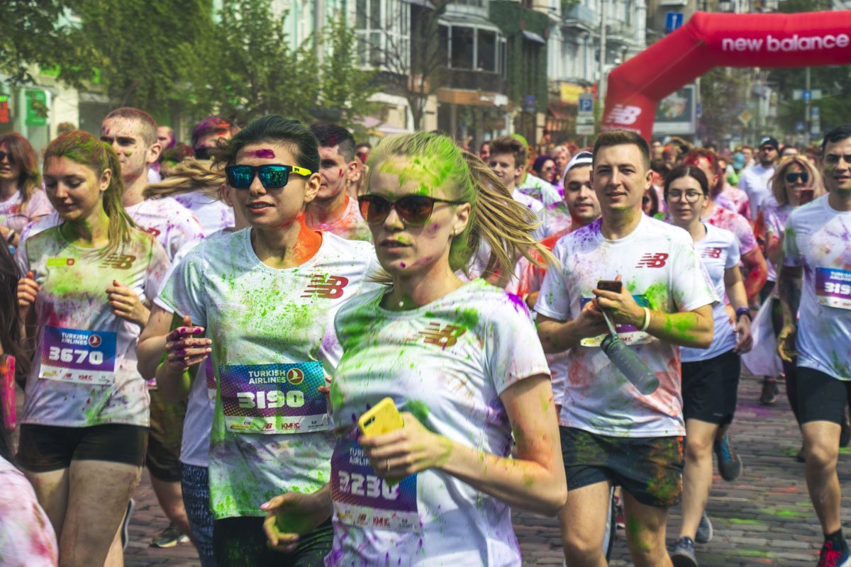 Это забег, в котором нет победителей и проигравших, нет длительных дистанций и нет жесткого соперничество Это забег, в котором нет победителей и проигравших, нет длительных дистанций и нет жесткого соперничество