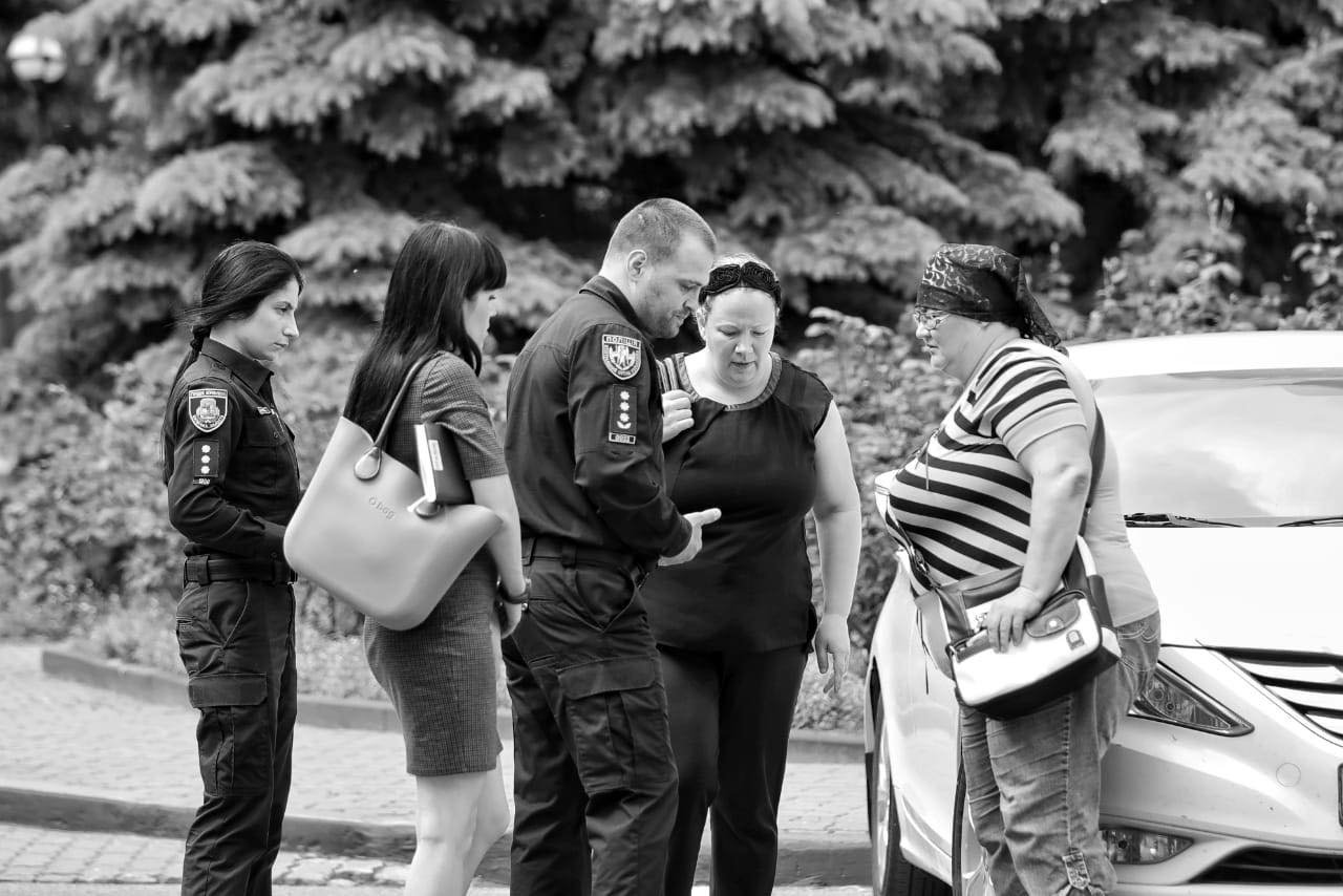 Чиновники беседовали с мамой Татьяной Алексеевной и бабушкой Александрой Николаевной