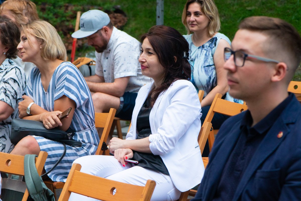 Презентация собрала немало людей, и явно не оставила никого равнодушным