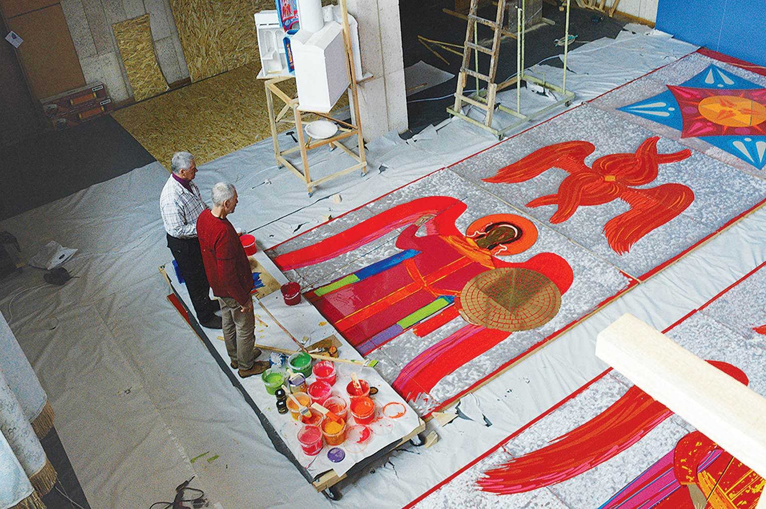 Мастерам понадобилось четыре года для создания композиций 