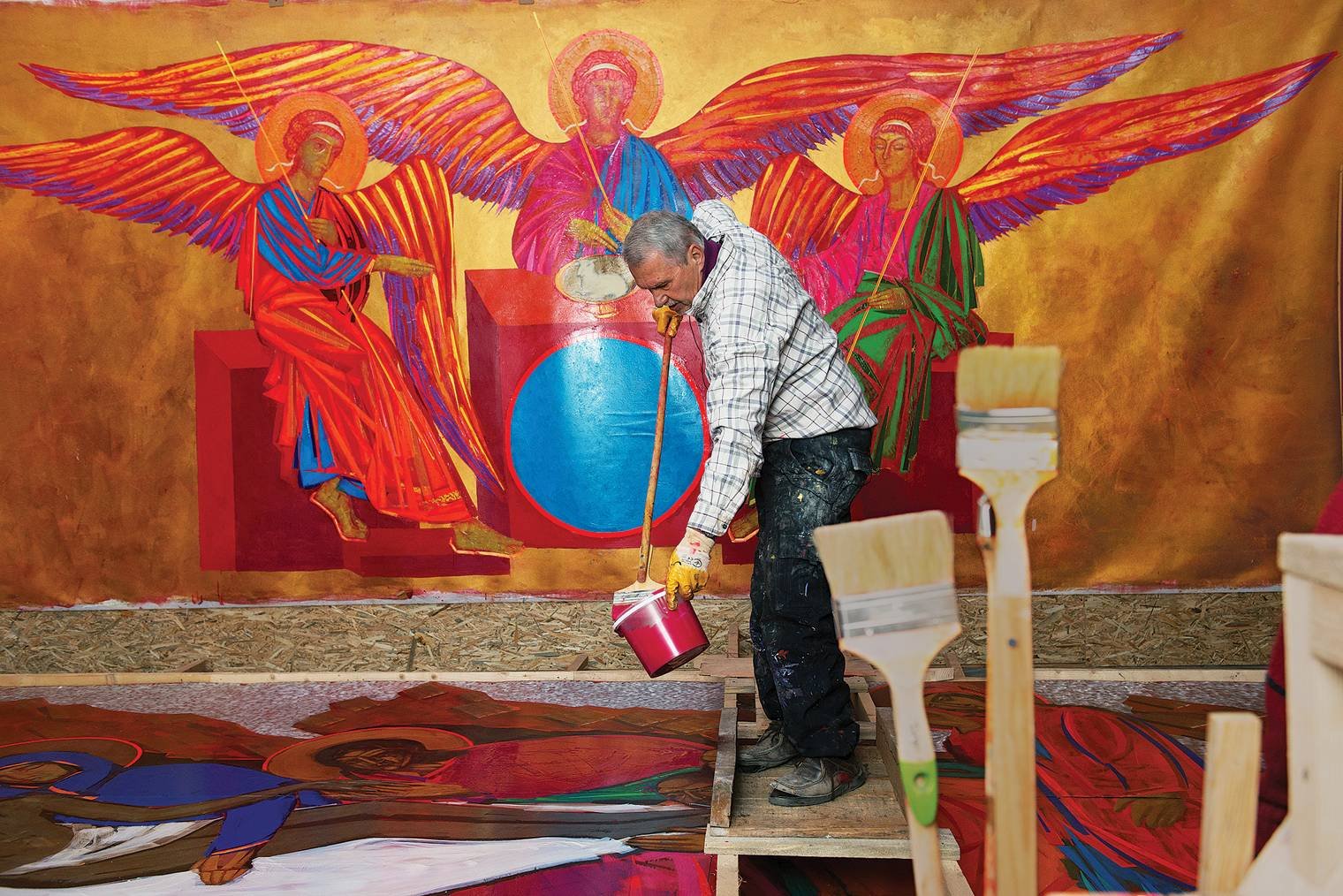 Анатолий Криволап - художник, который "мыслит красками", поэтому на него была возложена именно эта роль 