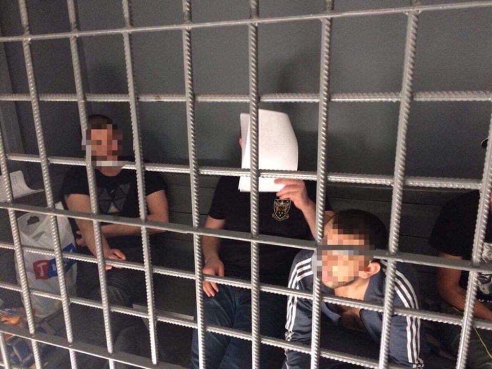 В Киеве группа клофелинщиков, которые маскировались под таксистов, оказались участниками 18 инцидентов с отравлением и грабежом людей