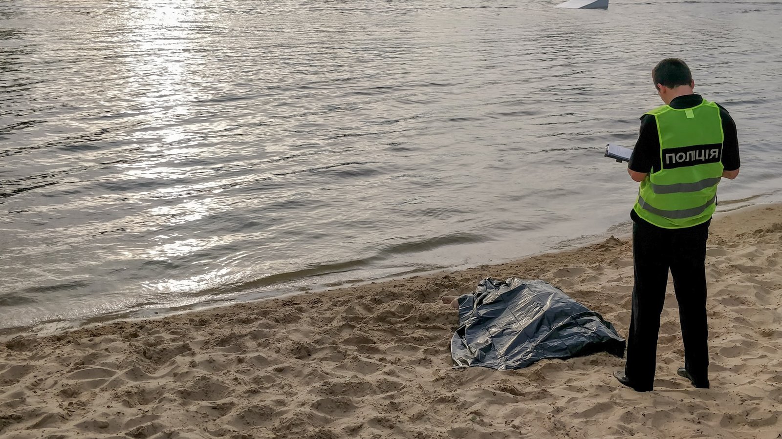 Погибший отдыхал с компанией и распивал спиртные напитки