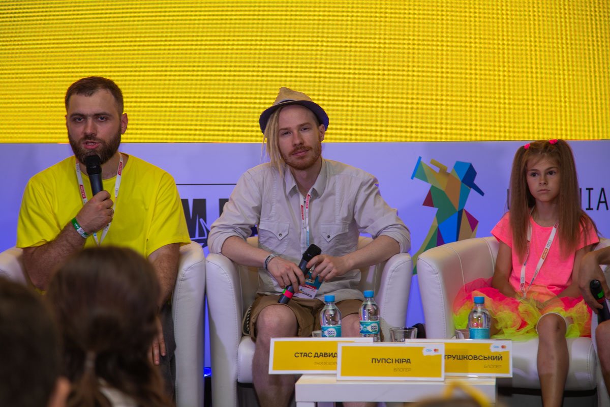 Стас Давыдов как всегда приезжает в Киев на этот фест Стас Давыдов как всегда приезжает в Киев на этот фест