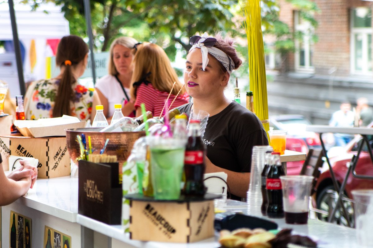 В такую жару прохладительные напитки были настоящим спасением В такую жару прохладительные напитки были настоящим спасением