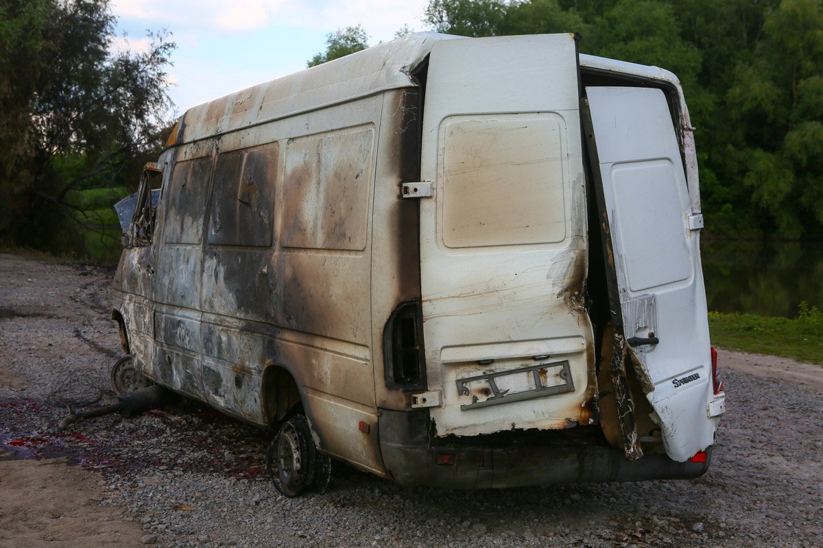 Серьезность и глубину загрязнения реки устанавливают спецслужбы 