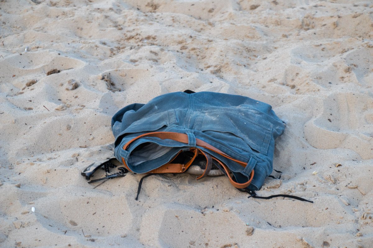 Тело находилось на глубине 7 метров за 30 метров от пляжа 