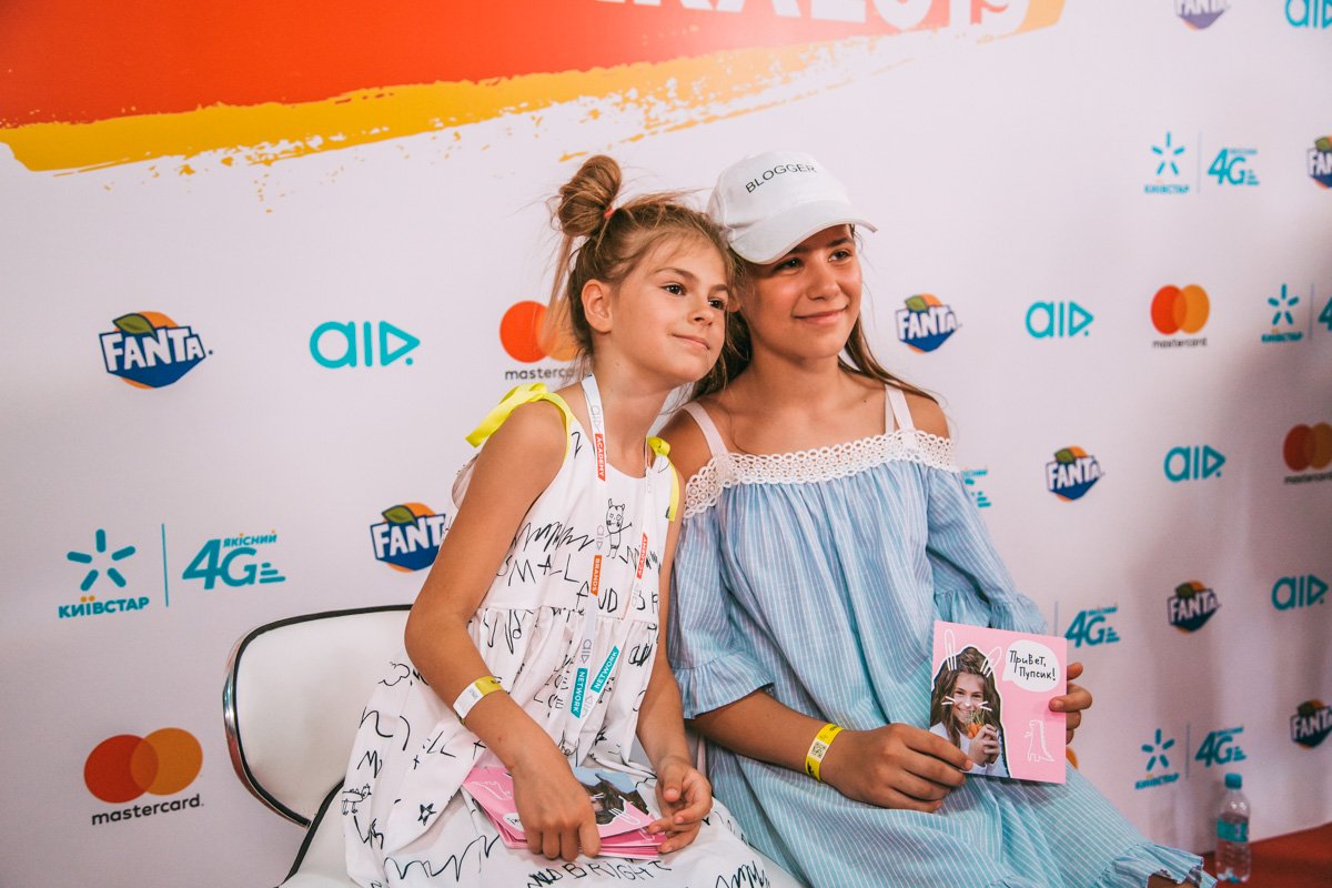 Пупси Кира - такой маленький, но такой популярный блогер Пупси Кира - такой маленький, но такой популярный блогер