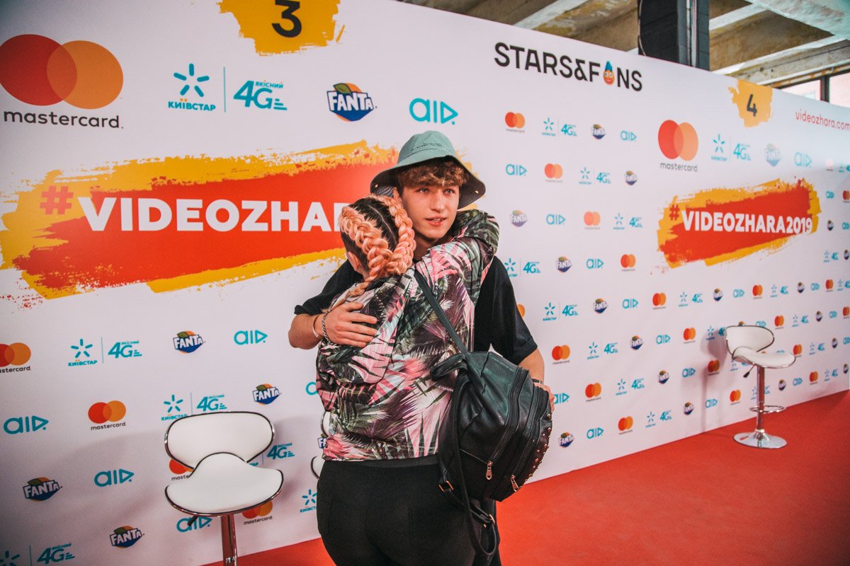 Ян Гордиенко, или как его знают в сети, ЯнГо - 20-летний блогер Ян Гордиенко, или как его знают в сети, ЯнГо - 20-летний блогер