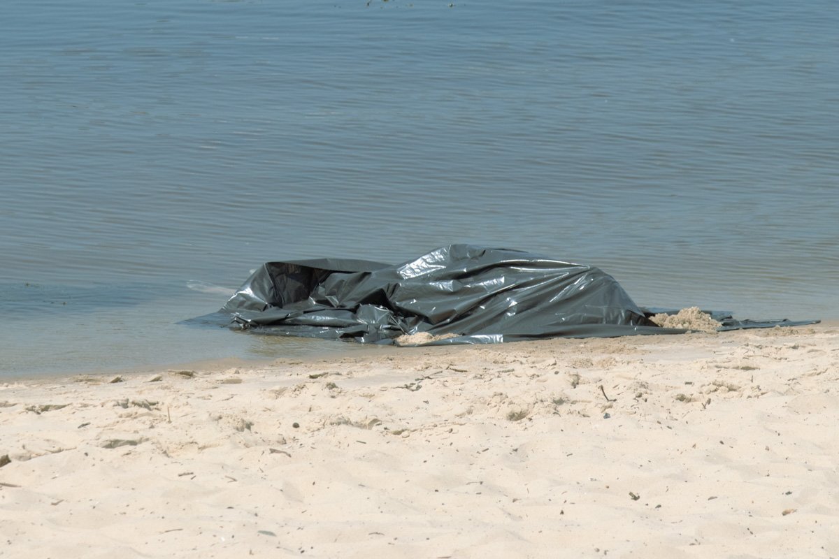 Утонувшему было около 35 лет