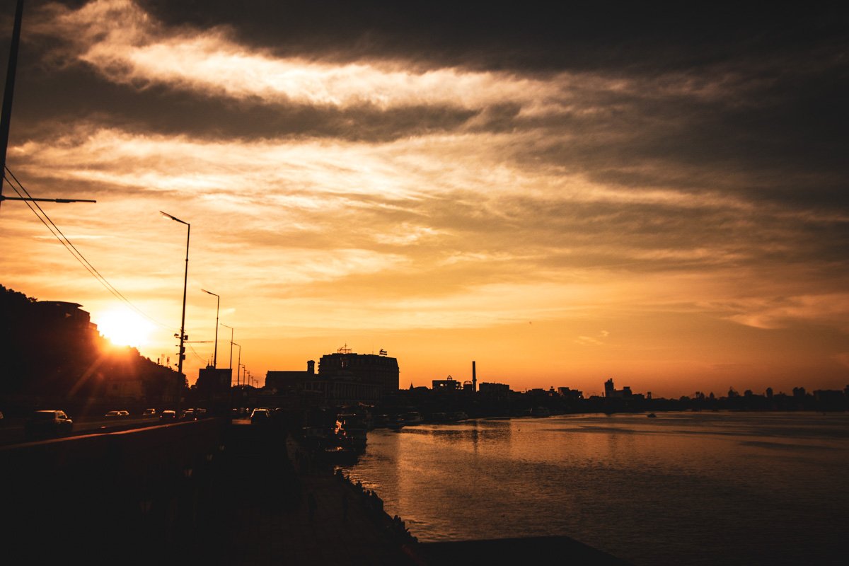 Каждый хоть раз в жизни должен увидеть этот огненный рассвет в сердце Украины Каждый хоть раз в жизни должен увидеть этот огненный рассвет в сердце Украины