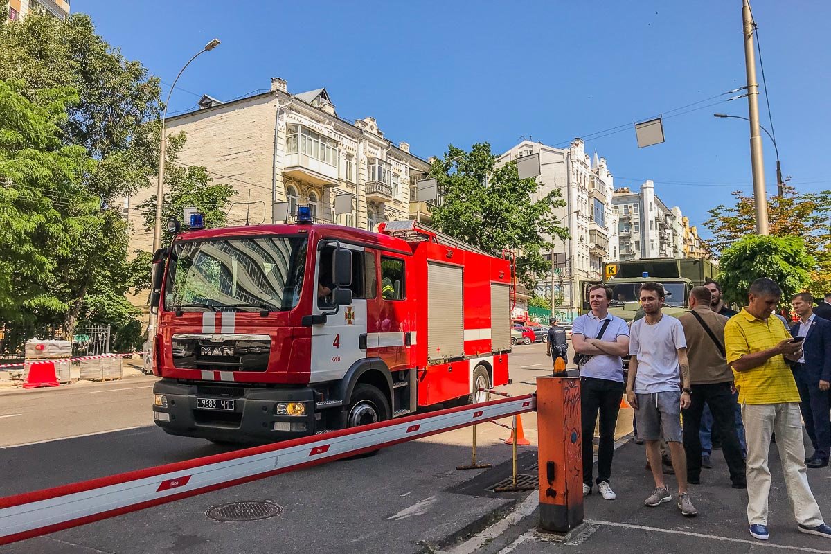 Во вторник, 11 июня, в Киеве поступило сообщение о минировании здания по адресу Жилянская, 14 Во вторник, 11 июня, в Киеве поступило сообщение о минировании здания по адресу Жилянская, 14