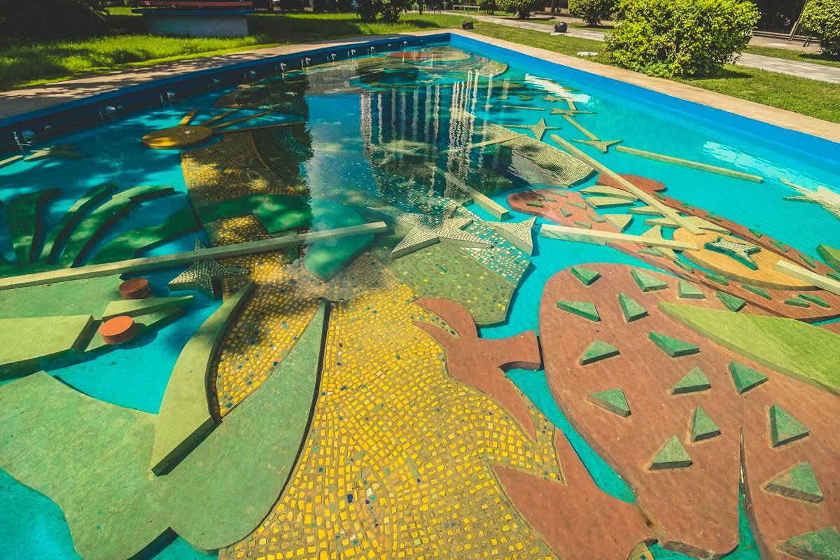 Новая мозаика зовет вас поглядеть на нее в живую