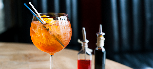 В Passenger апероль подают безлимитно всего за 199 гривен В Passenger апероль подают безлимитно всего за 199 гривен