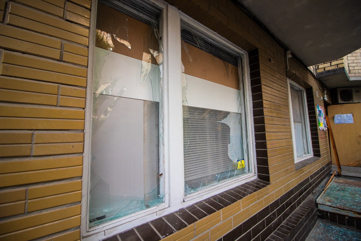 Дом, который находится ближе всего к месту взрыва, остался не только без газа, а и без электроэнергии Дом, который находится ближе всего к месту взрыва, остался не только без газа, а и без электроэнергии