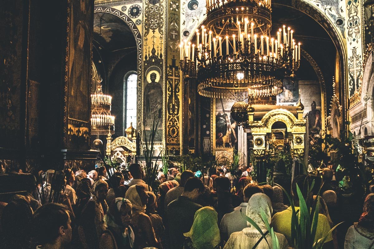 Торжественные службы в храмах - это что-то волшебное Торжественные службы в храмах - это что-то волшебное